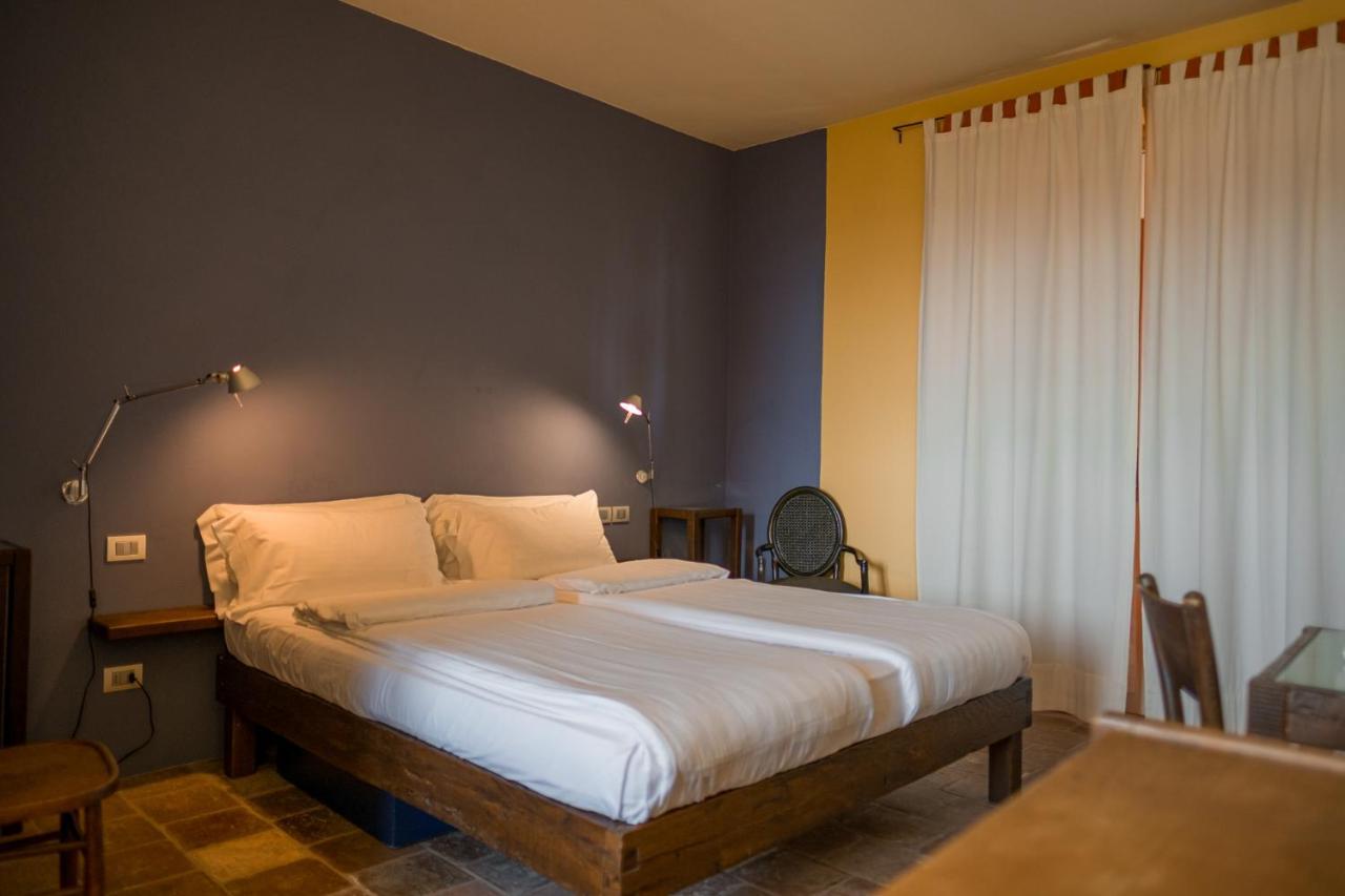 Albergo Real Castello Verduno Buitenkant foto